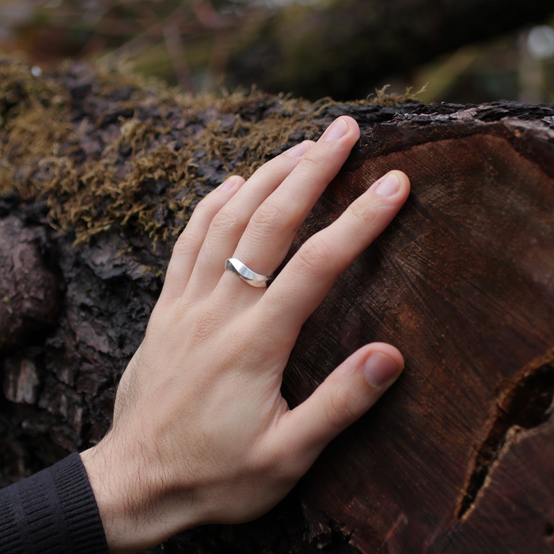 Ripple Ring